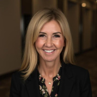 Lori Robinson