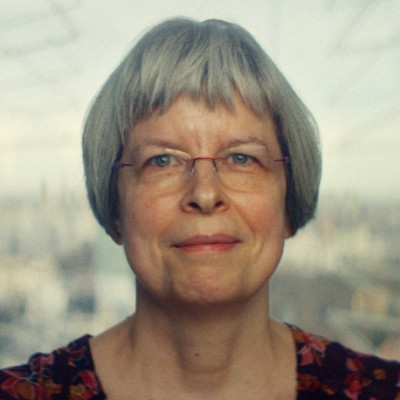 Dr. Angelika Steinacker