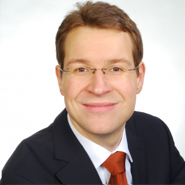 Dr. Markus Held