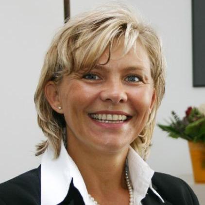 Stefanie Kemp