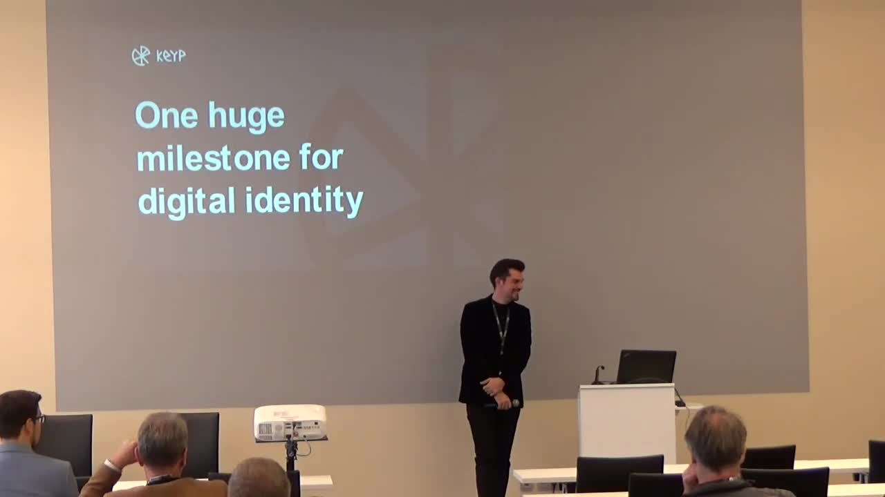 Maximilian Möhring - Die Zukunft Digitaler ID ist Dezentral – Aber Nicht Blockchain